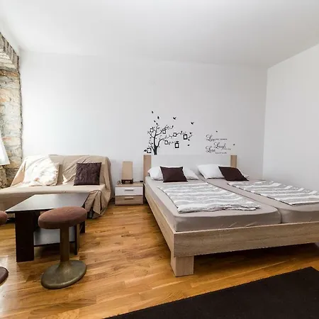 Kristina Apartament