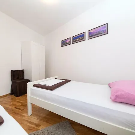 Kristina Apartment