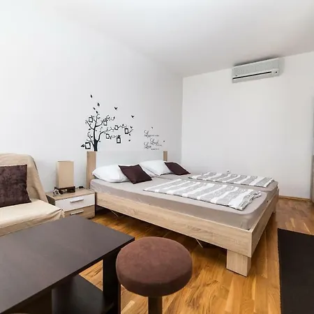 Kristina Apartment